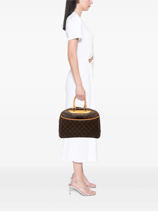 Pre-OwnedLouis Vuitton Pre-Owned2002 Monogram Deauville handbag