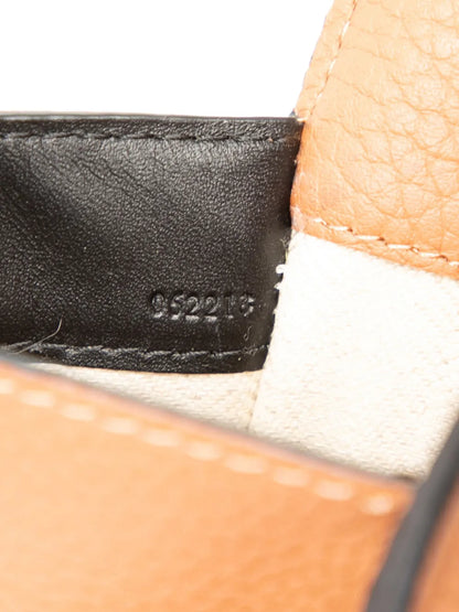 Pre-OwnedLoewe Pre-Owned2000-2020 Soft Grained Calfskin Vertical T Pocket crossbody bag