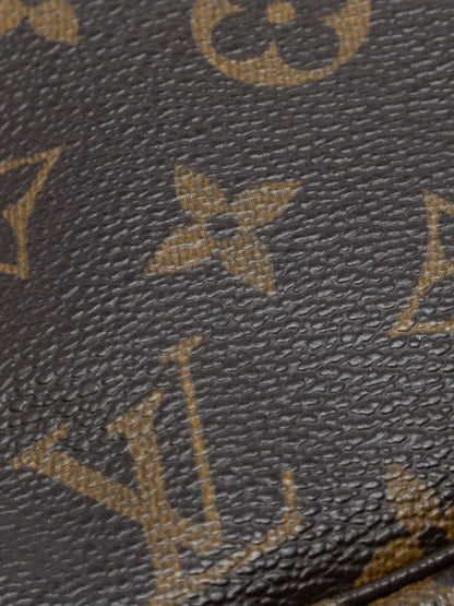 Pre-OwnedLouis Vuitton Pre-Owned2005 Monogram Pochette Accessoires shoulder bag