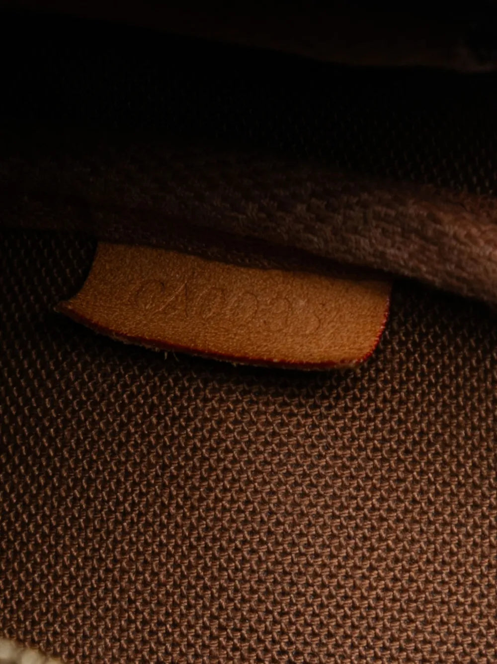 Pre-OwnedLouis Vuitton Pre-Owned2005 Monogram Pochette Accessoires shoulder bag