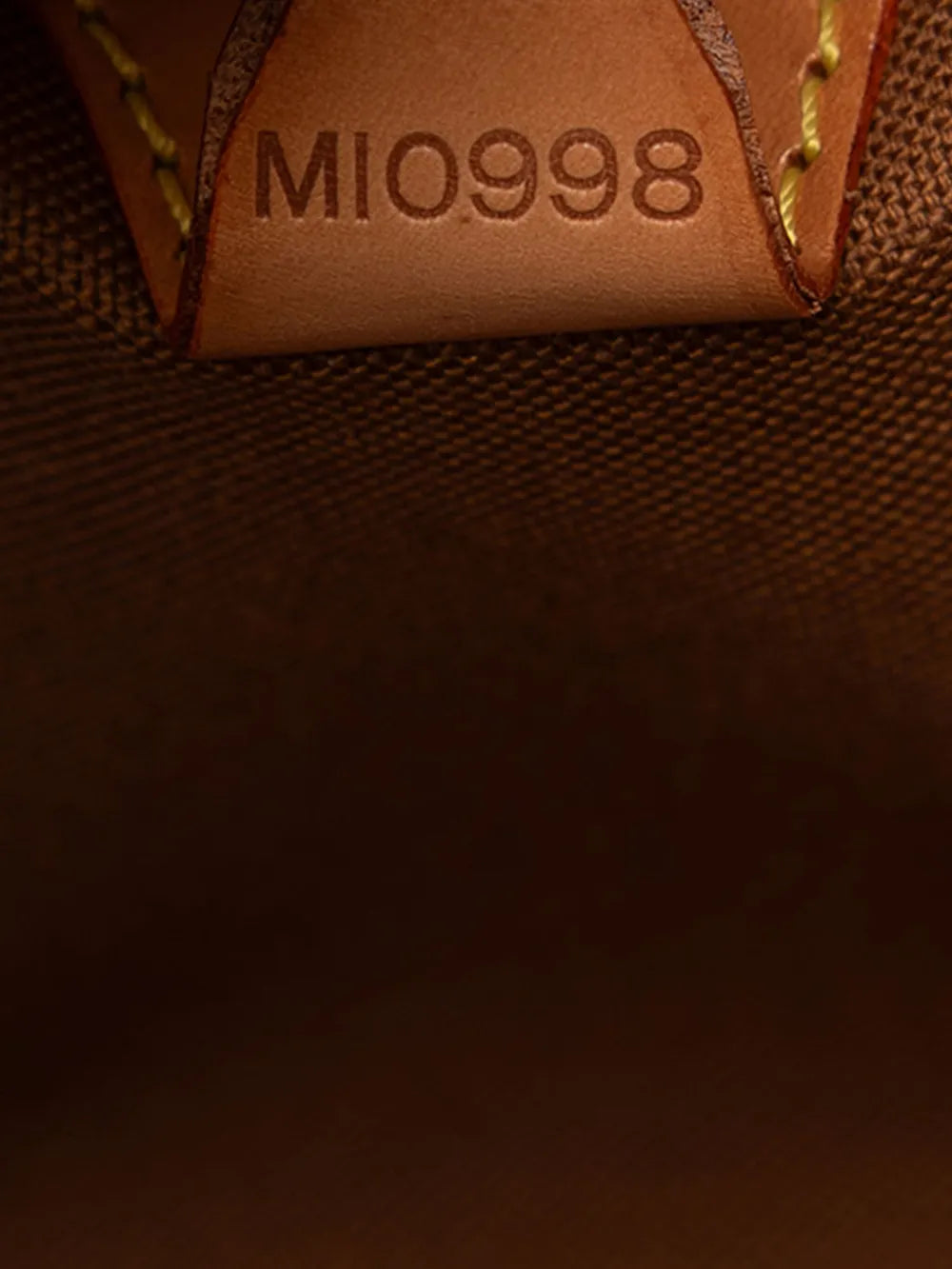 Pre-OwnedLouis Vuitton Pre-Owned1998 Monogram Ellipse PM handbag