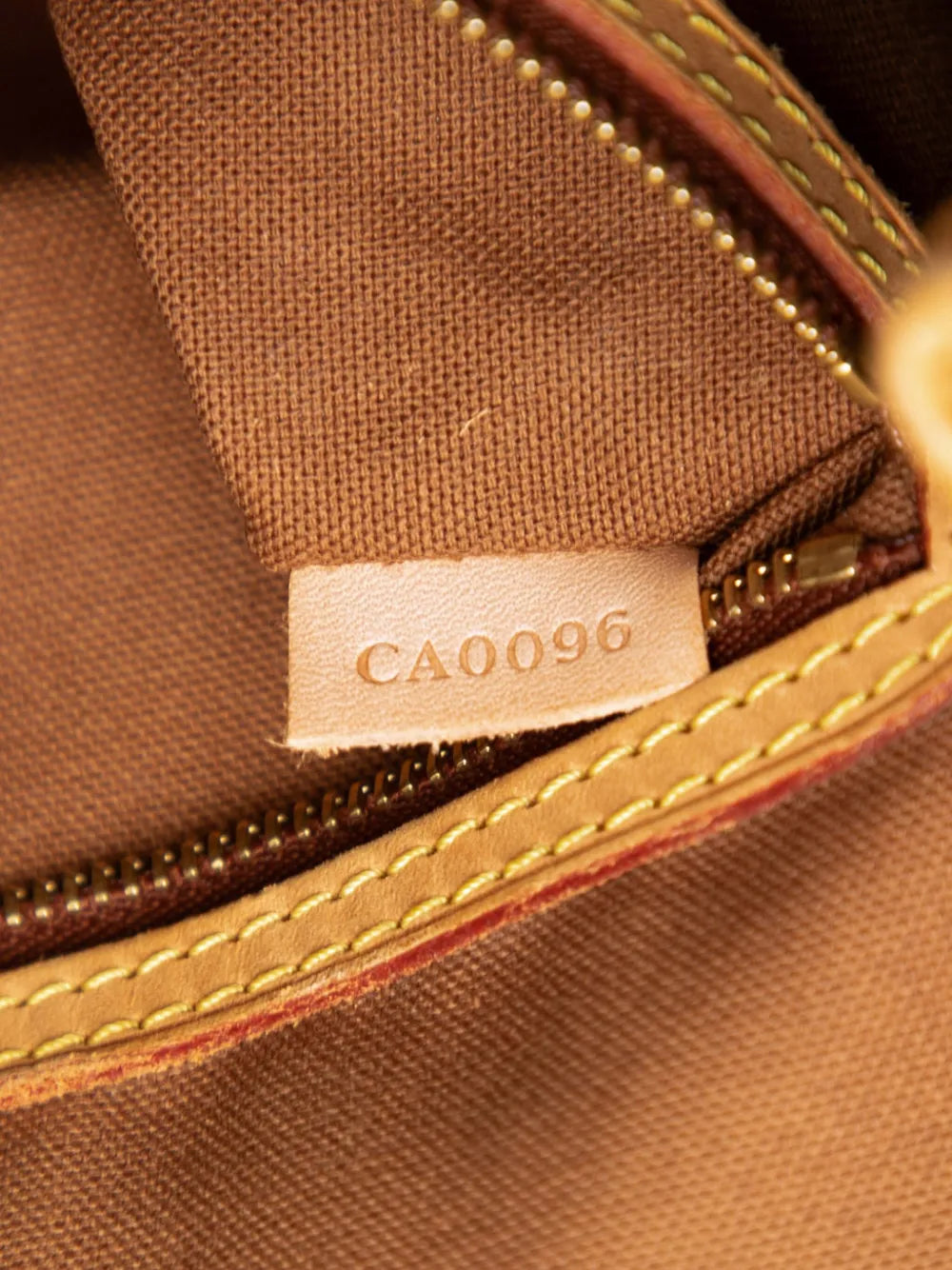 Pre-OwnedLouis Vuitton Pre-Owned2006 Monogram Batignolles Horizontal tote bag