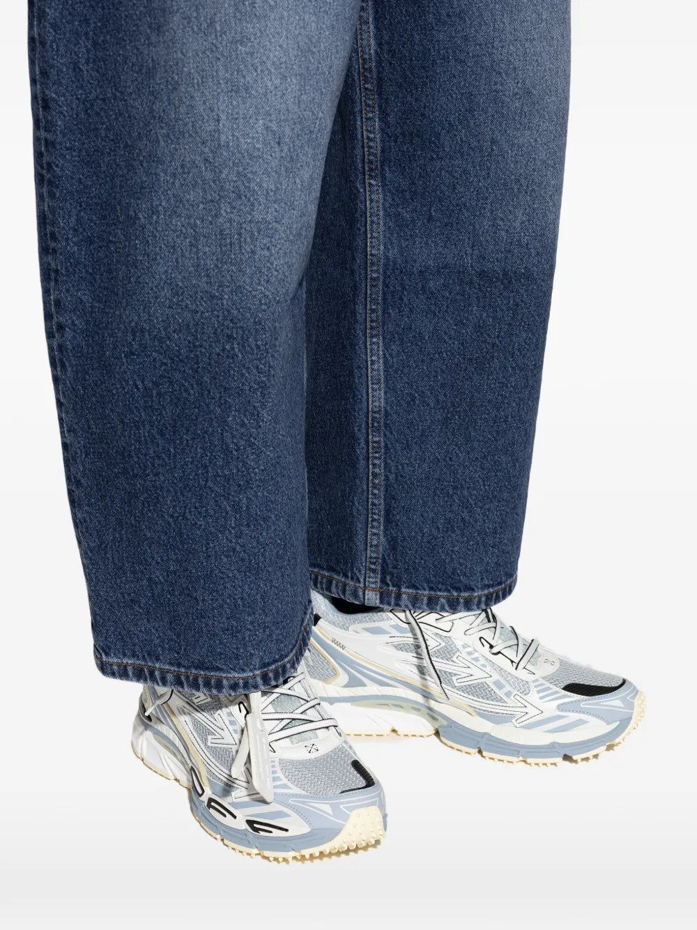 Off-White Be Right Back Paneled Sneakers floriamart.shop