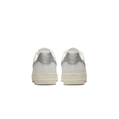 Nike Air Force 1 07 Premium Men's Shoes