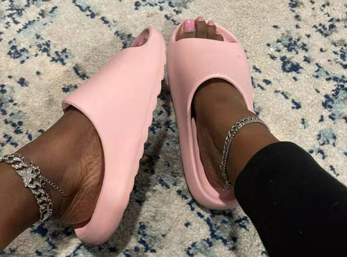 Cloud Pillow Slippers for Women - Pink Shower Shoes for College Dorm floriamart.shop
