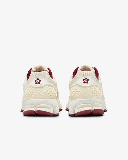 Nike Air Zoom Vomero 5 Shoes